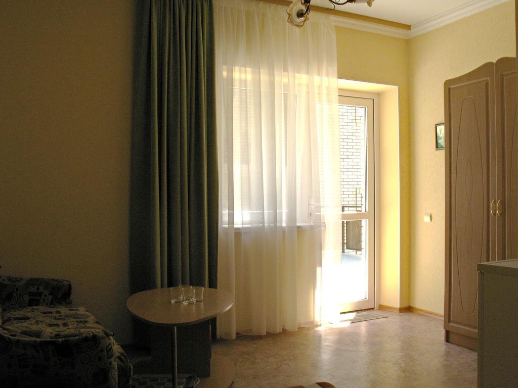 Гостиница Guest House on Kalinina 3 Коктебель