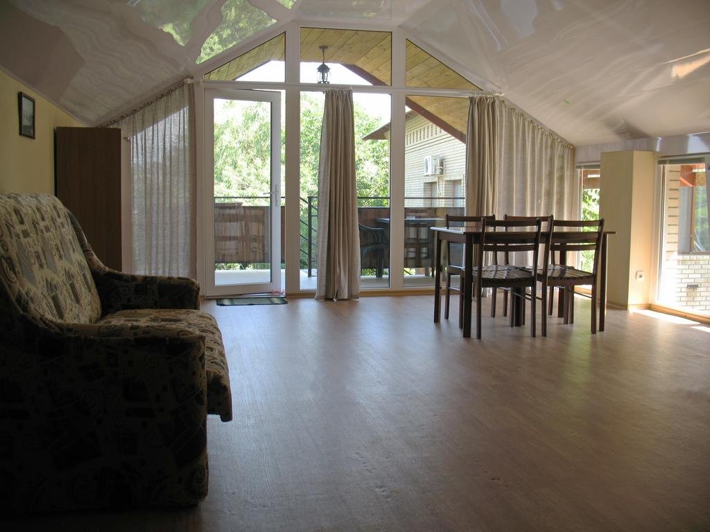 Гостиница Guest House on Kalinina 3 Коктебель
